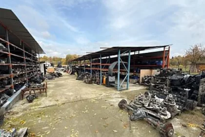 Șase centre de dezmembrări auto, amendate cu peste 50.000 de lei