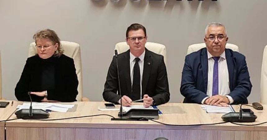 Ședință la Colegiul Prefectural Suceava despre măsurile pentru sezonul rece