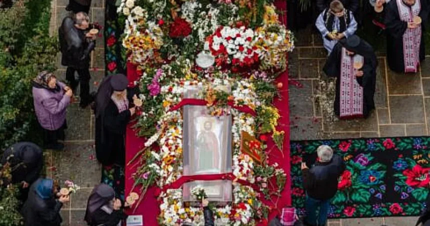 Sfântul Ioan cel Nou s-a întors la Catedrala din Suceava după procesiunea de două zile