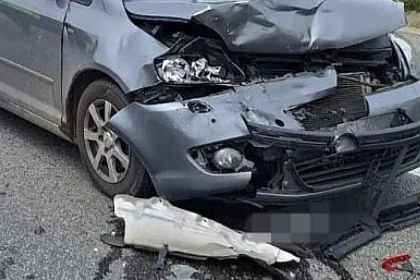 Șofer băut provoacă accident la Câmpulung Moldovenesc și fugă de la locul faptei