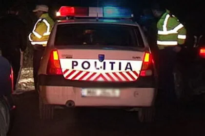 Șofer fără permis, accident pe strada Bisericii din Siret