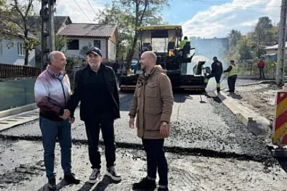 Strada Eugen Dobrilă din Burdujeni-Sat, în modernizare. Rîmbu: finalizare într-o săptămână