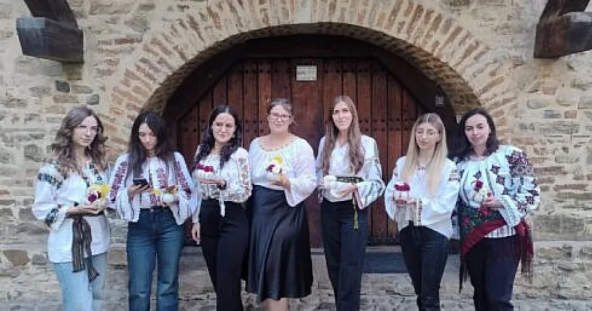 Toamna în IE, eveniment dedicat tradiției și creativității la Hanul Domnesc