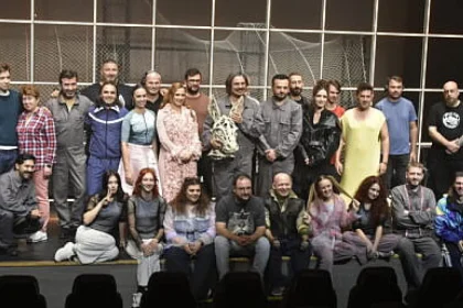 „Visul unei nopți de vară” în regia lui Vladimir Anton a cucerit publicul sucevean