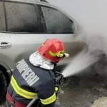 Volkswagen Passat a luat foc în mers, la Marginea